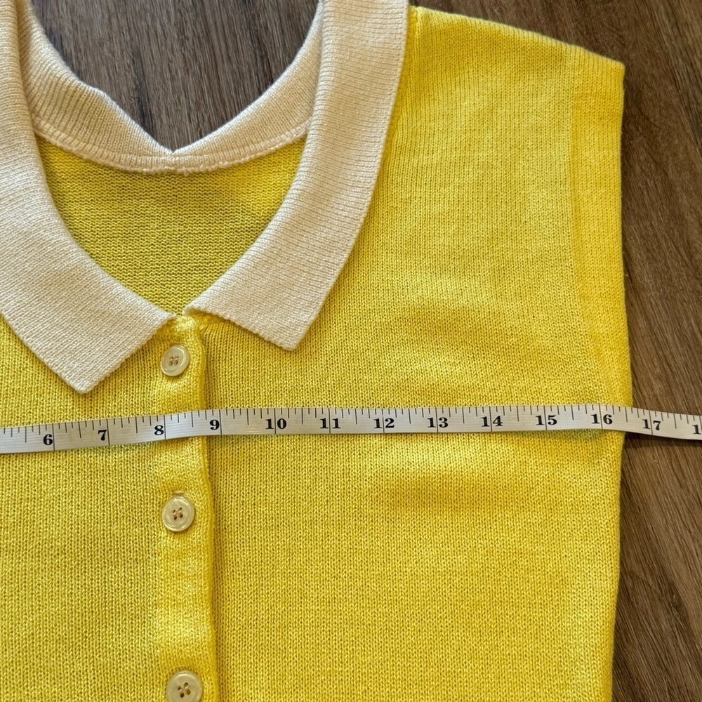 Vintage 60s Midi Knit Dress Women’s Small Yellow Cream Button Up Collar Feminine - Picture 6 of 9